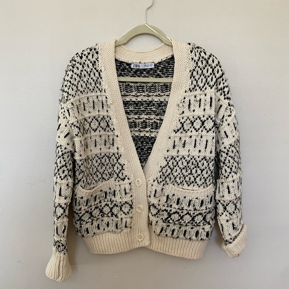 Winter knit - Picture 1 of 6